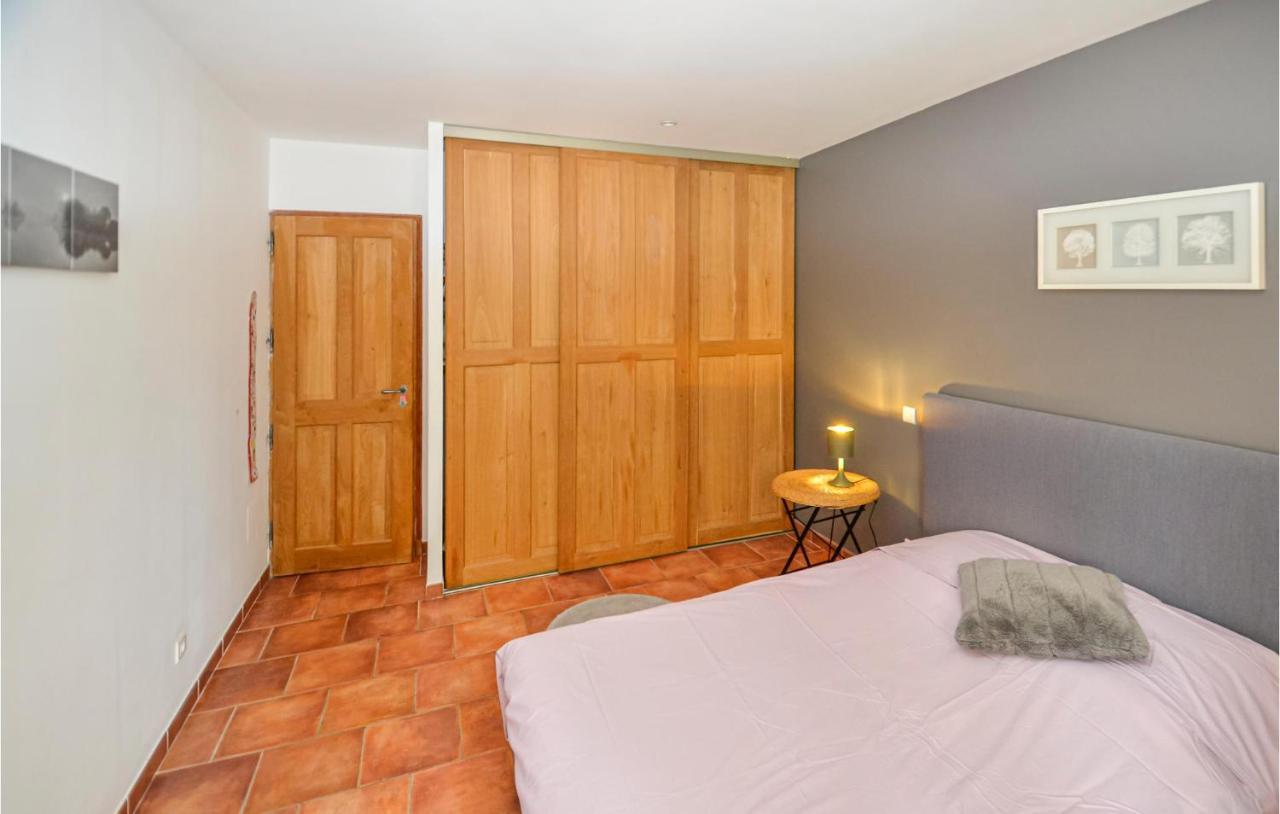 3 Bedroom Awesome Home In Chateuneuf De Gadagne Châteauneuf-de-Gadagne Buitenkant foto