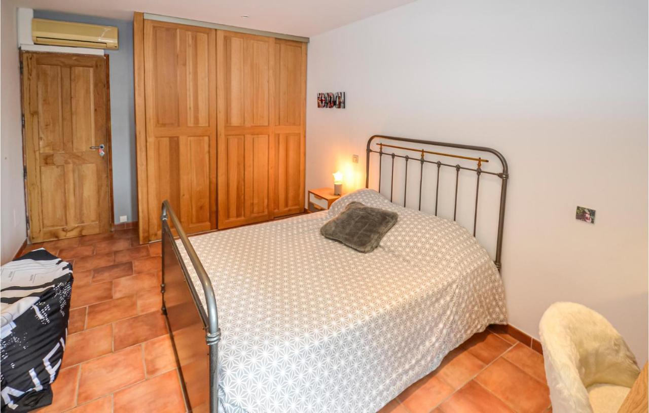 3 Bedroom Awesome Home In Chateuneuf De Gadagne Châteauneuf-de-Gadagne Buitenkant foto