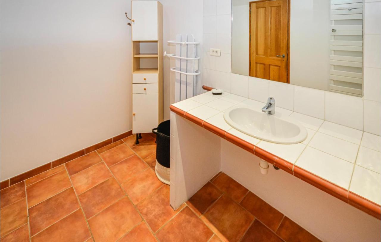 3 Bedroom Awesome Home In Chateuneuf De Gadagne Châteauneuf-de-Gadagne Buitenkant foto